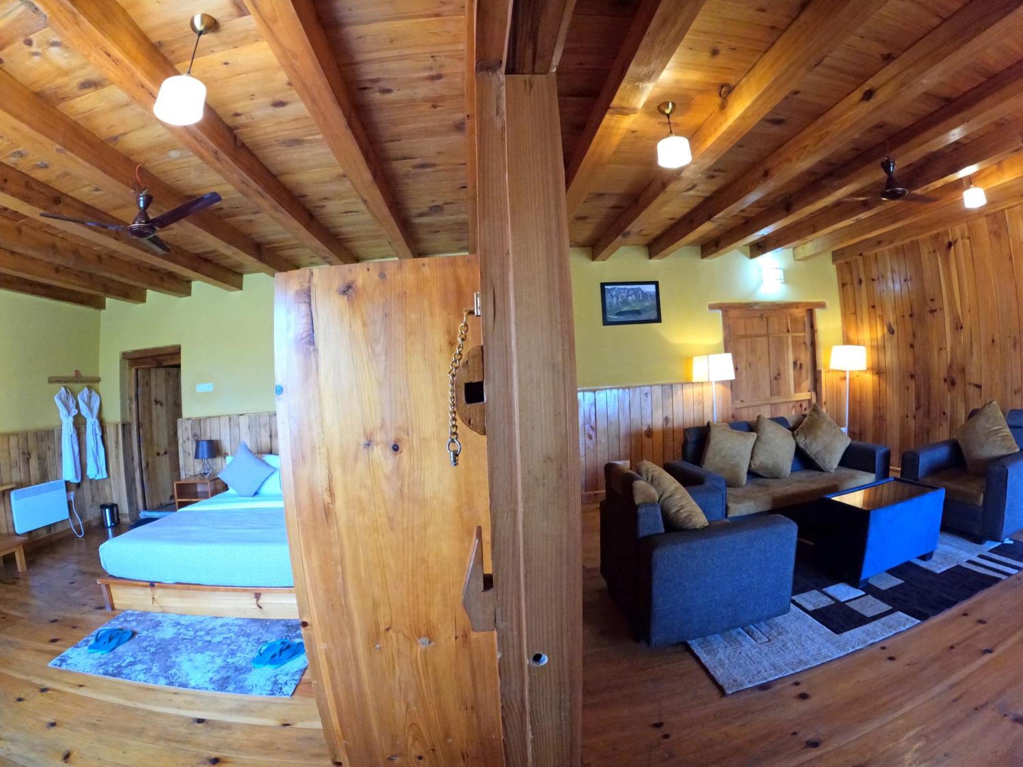 Rema Resort พาโร ภายนอก รูปภาพ